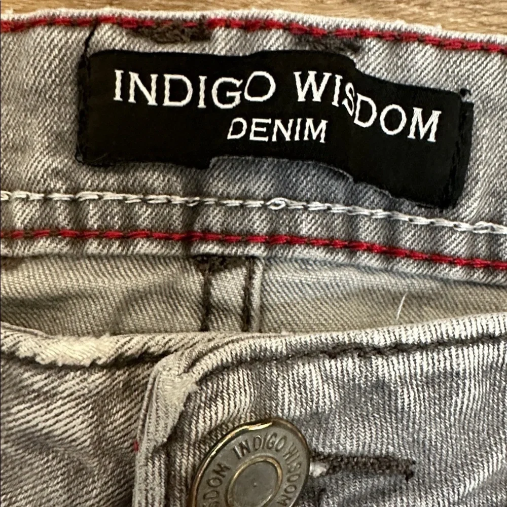 Indigo Wisdom Straight Leg Grey Jeans Size 32 x 32